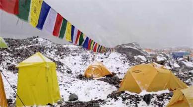 Nepal Earthquake, Everest climbing, everest avalanche, everest climbing permit, everest mountaineer, everest base camp, mt. everest permit, nepal everest permit, nepal everest climbing permit, Mount Everest, Mount Everest video, nepal news, nepal earthquake news, world news, everest news