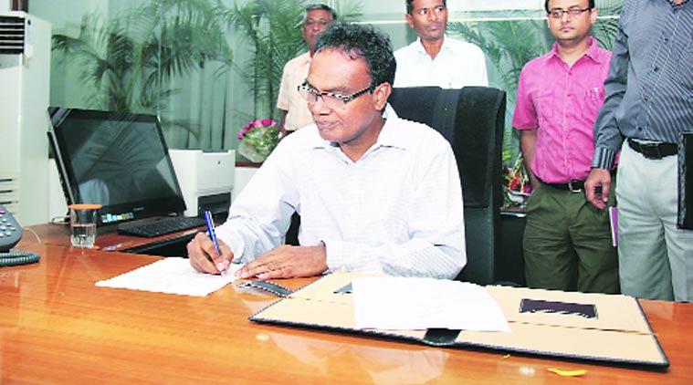 Tata Motors, Nano project Gujarat, Sanand plant Gujarat, D J Pandian, Gujarat petroleum, Pandit Deendayal Upadhyay Petroleum University, Narendra Modi, Tata nano project, Indian express, nation news