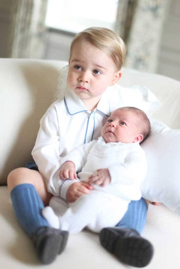 Princess Charlotte, Princess Charlotte first pictures, Princess Charlotte pictures, Princess Charlotte prince george, Prince William, Kate Middleton, Prince George, Prince William pics, Kate Middleton pics, Princess Charlotte pics, Prince George pics