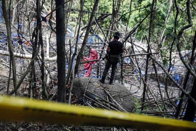 human trafficking, malaysia, malaysia human trafficking camp, rohingya muslims, rohingya muslims human trafficking, captive camp, human trafficking camp, thailand, malaysia thailand border, world news, photos, world photos