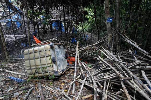 human trafficking, malaysia, malaysia human trafficking camp, rohingya muslims, rohingya muslims human trafficking, captive camp, human trafficking camp, thailand, malaysia thailand border, world news, photos, world photos
