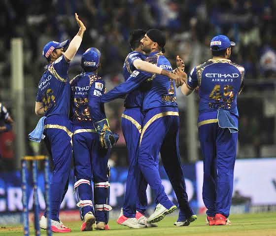 MI vs DD, DD vs MI, Mumbai Indians, Delhi Daredevils, Yuvraj Singh, Sachin Tendulkar, Indian Premier League Photos, IPL 2015, IPL Photos, Rohit Sharma, Rohit Sharma fiancee, Rohit Sharma fiancee photos, cricket photos