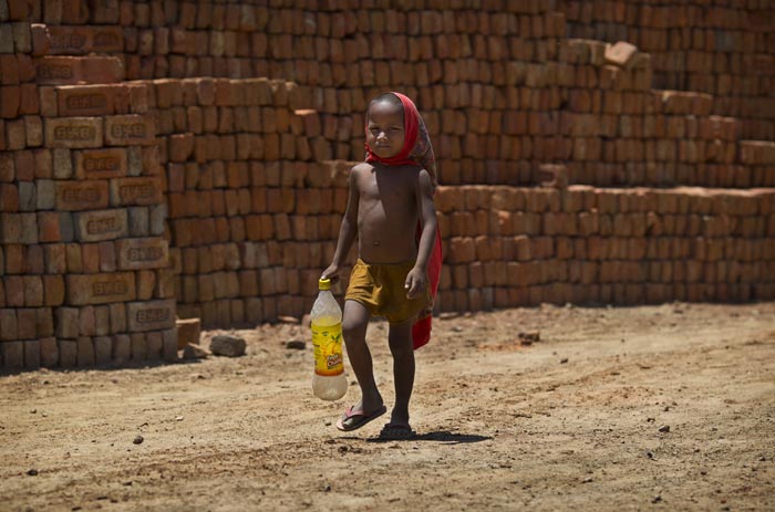 Heat wave, india heat wave, andra pradesh heat wave, tamil nadu heat wave, delhi heat wave, jammu heat wave, kolkata heat wave, india summers, Respite from summer, india news, india summer pictures, summer pictures, picture gallery, indian express picture gallery
