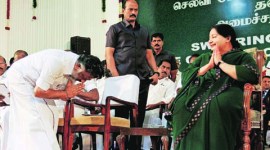 jayalalithaa, jayalalithaa CM, jaya returns, jayalalithaa returns, jayalalithaa oath, jaya oath, jaya oath ceremony, jayalalithaa swearing in, tamil nadu, panneerselvam, India news