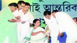 mamata banerjee, tmc counsillor meet, trinamool congress, trinamool congress counsillor meet, mukul roy, mukul roy absent, mamata banerjee mukul roy, tmc mukul roy, sharada scam, kolkata news, india news
