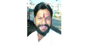 Maruti Bhapkar, activist Maruti Bhapkar, Yogendra Yadav, Swaraj Abhiyan, police attack, pune police, pune police attack, Maruti Bhapkar family, Maruti Bhapkar family attacked, Chinchwad Police, pune news, india news