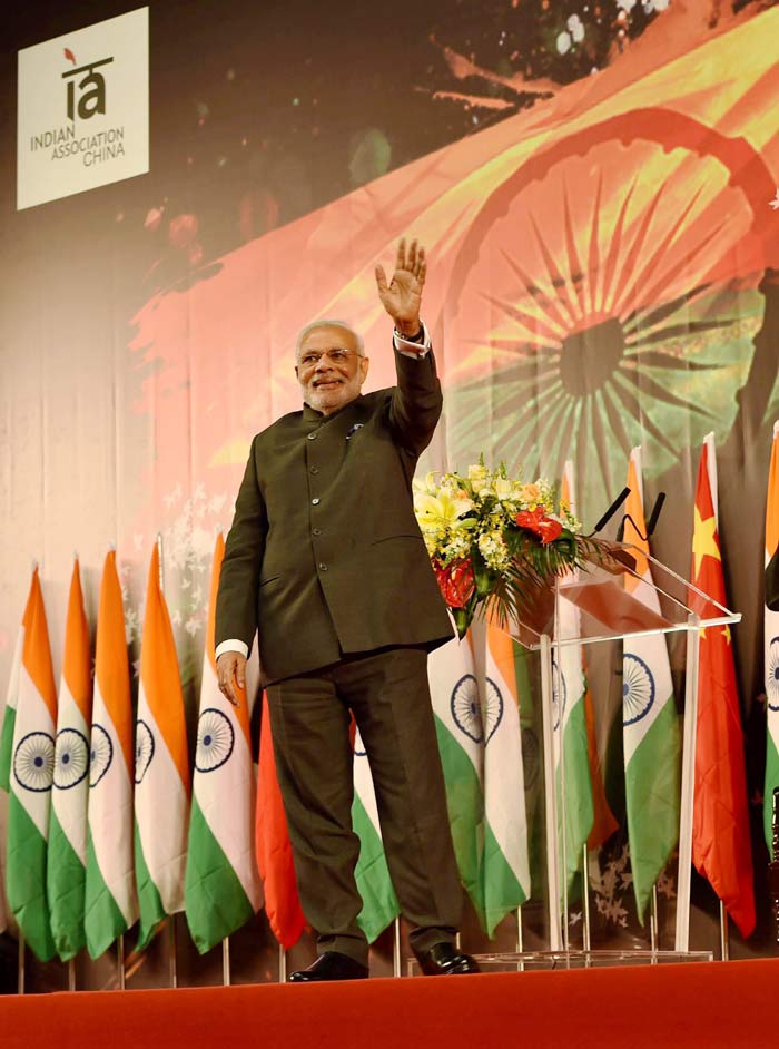 narendra modi, PM Modi, Modi in China, Modi in Shanghai, Modi China visit, Modi Indian community, Modi CEOs sanghai, Modi CEO meeting, Gandhian Centre in China, Gandhian studies centre in China, Modi Fudan University, Gandhian and Indian studies, Modi news, India news, China news, India China, India china relations, world news,