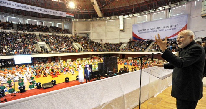 Modi in Mangolia, Narendra Modi, PM Modi, PM Modi in Mongolia, India Mongolia, Mongolian PM, PM Chimed Saikhanbileg, Modi Saikhanbileg, Saikhanbileg Modi meeting, Modi news, India news, Mongolia news, world news
