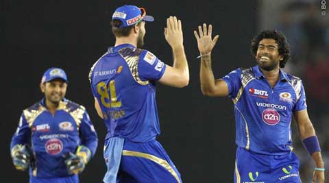 IPL 8: Bowlers, openers lead MI to hat-trick of wins