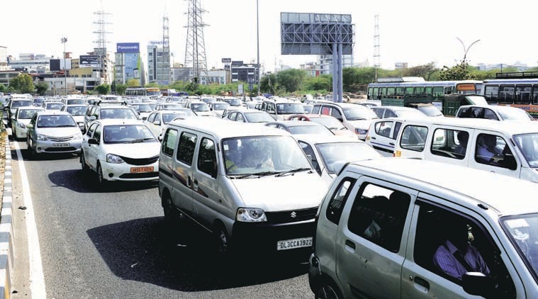 shab e barat, vehicle, traffic, traffic police, delhi traffic police, delhi traffic, delhi traffic chalan, traffic chalan, india news, delhi news