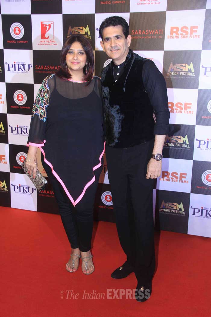 piku, deepika padukone, amitabh bachchan, irrfan khan, piku succes bash, shraddha kapoor, varun dhawan, john abraham, radhika apte, piku collections, amitabh, deepika, bigb, piku movie, reasons to watch piku, irrfan khan, shoojit sircar, deepika padukone piku, amitabh bachchan piku, irrfan khan, piku, entertainment news