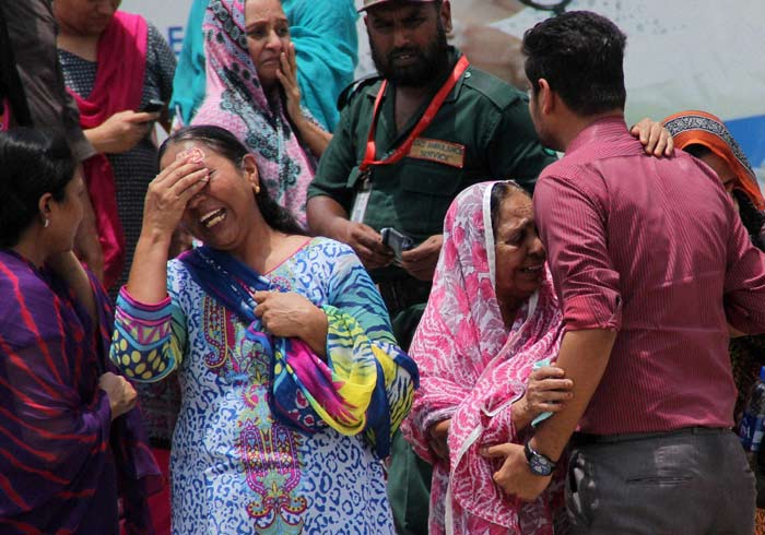 Narendra Modi, Prime Minister Narendra Modi, Rahul Gandhi, Nepal Earthquake, Karachi Terror Attack, Rekha, Chinese Premier Li Keqiang, President Pierre Nkurunziza, Terracotta Warriors Museum, Nepal Earthquake, Karachi Terror Attack, Gunmen Killed Shiites, India News