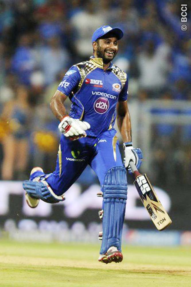 MI vs DD, DD vs MI, Mumbai Indians, Delhi Daredevils, Yuvraj Singh, Sachin Tendulkar, Indian Premier League Photos, IPL 2015, IPL Photos, Rohit Sharma, Rohit Sharma fiancee, Rohit Sharma fiancee photos, cricket photos