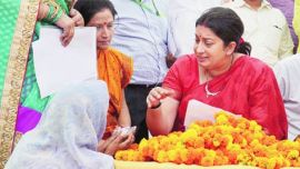 Smriti Irani, PM Narendra Modi, Mathura Rally, NDA govt, Sanjeev Balyan, Amethi projects, Amethi Railway prjects, lucknow news, city news, local news, UP news, Indian Express