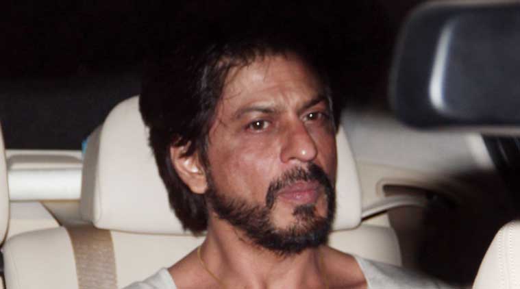 Shah Rukh Khan undergoes knee surgery, advised four days rest