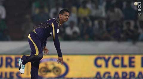 IPL 8: Sunil Narine may have erred under pressure, hints KKR coach
