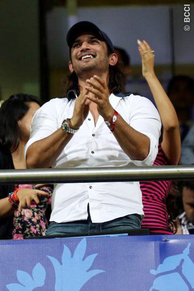 MI vs CSK, CSK vs MI, Mumbai Indians, Amitabh Bachchan, Sachin Tendulkar, Amitabh, sachin, Abhishek Bachchan, Rohit Sharma, Ritika Sajedh, Rohit Ritika, Cricket Photos, IPL Photos, MI CSK photos, IPL 8, Cricket