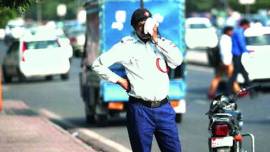 pune traffic police, action taken against police, sarang awad, pune news