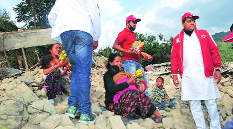 Nepal earthquake, Nepal earthquake death, Uttar Pradesh Akhilesh Yadav, Akhilesh Yadav man in nepal, Sunil Singh Sajan, Nepal quake news