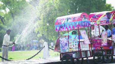 weather, delhi weather, temperature, delhi summer, delhi news, city news, local news, Indian Express