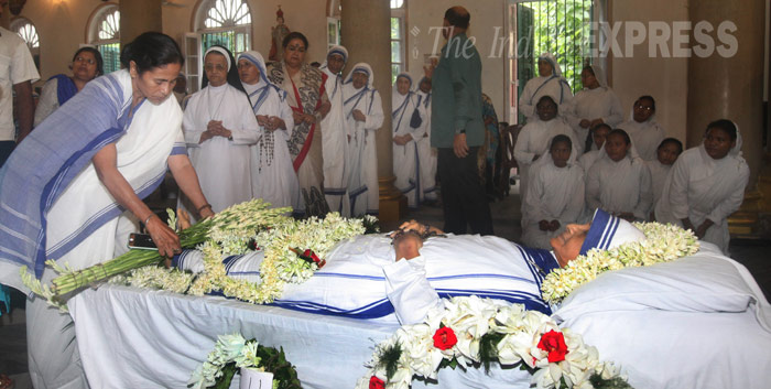 Sister Nirmala, Sister Nirmala Joshi, Sister Nirmala Death, Mamata Banerjee, Sister Nirmala Passed Away, Sister Nirmala Joshi Death, Sister Nirmala Joshi died, Sister Nirmala Died, Sister Nirmala Dead, Nirmala Joshi, Mother Teresa, Sister Nirmala Mother teresa, Mother Teresa Successor, Mother Teresa's Missionaries of Charity, Sister Nirmala Joshi Mother Teresa, Kolkata