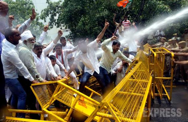 Aam Aadmi Party, Arvind Kejriwal, Bhartiya Janta Party, AAP, BJP, BJP Protest, Power Tariff Hike, DERC, BJP protest against AAP, BJP attack AAP govt, BJP Attack AAP, BJP Protest AAP, Fuel Prices, Coal Prices, Gas Prices, AAP News, BJP News, Delhi news