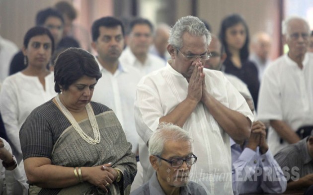 Charles Correa, Charles Correa Dies, Charles Correa Burial, Charles Correa Funeral, Charles Correa Cremation, Correa wife Monika, daughter Nandita, son in law Rahul Mehrotra, Shyam Benegal, Anil Dharker, Julio Ribeiro, Dolly Thakore, BV Doshi, Architect Charles Correa, urban planner Charles Correa, Dadar, Mumbai