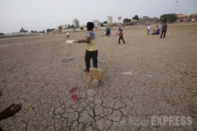 Hamirsar Lake, Narayann Sarovar, Great Rann of Kutch, Kutch District, Bhuj, Gujarat, Manaba Village, Rapar Taluka, Lakhpat Taluka, Hamirsar lake Dried, Arabian Sea, Bhekhda village, Kutch Lake Dried