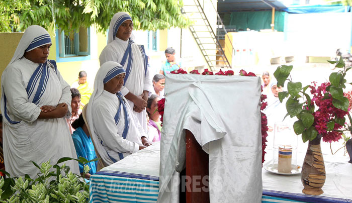 Sister Nirmala, Sister Nirmala Joshi, Sister Nirmala Death, Mamata Banerjee, Sister Nirmala Passed Away, Sister Nirmala Joshi Death, Sister Nirmala Joshi died, Sister Nirmala Died, Sister Nirmala Dead, Nirmala Joshi, Mother Teresa, Sister Nirmala Mother teresa, Mother Teresa Successor, Mother Teresa's Missionaries of Charity, Sister Nirmala Joshi Mother Teresa, Kolkata