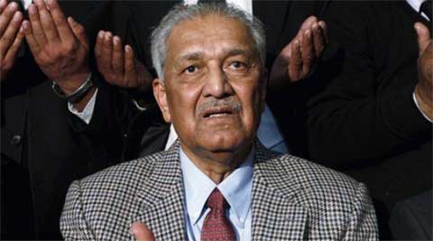 A.Q. Khan, Abdul Qadeer Khan, nuclear bombs, nuclear weapons, pakistan nuclear bombs, namaz rituals, namaz Ablutions, namaz cleanliness, nuclear weapons pakistan, muslims namaz ablutions, pakistan A Q Khan, Khaled Ahmed column, ie column, indian express column