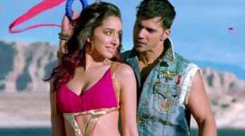 abcd-2-release-480 abcd 2, abcd 2 box office collection, varun dhawan, shraddha kapoor, abcd 2 box office, abcd 2 collection, remo d souza, prabhudheva, varun dhawan abcd 2, abcd 2 earnings, abcd 2 secod day collection, abcd 2 box office collection, entertainment news, abcd weekend collections, abcd 2 weekend collections