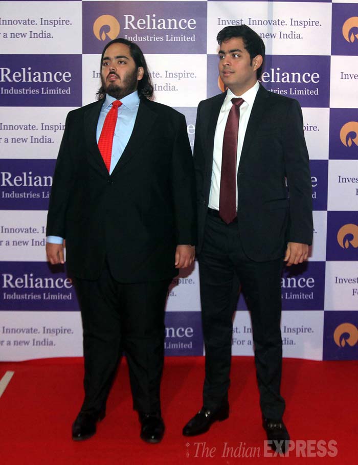 Akash Ambani, Anant Ambani