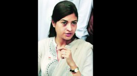 bjp, bjp mla, bjp mla O P Sharma, BJP mla abuses AAP legislator, AAP legislator alka lamba, alka lamba abused, aap, aap protest, delhi latest news