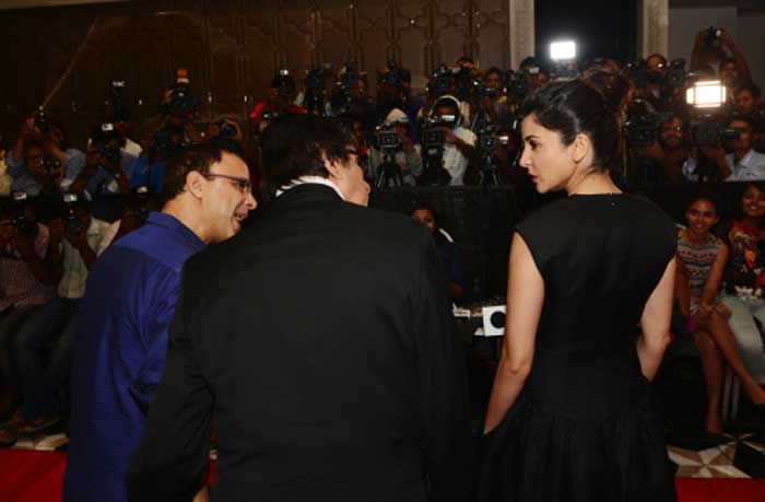 deepika padukone, kangana ranaut, aamir khan, aamir khan daughter, aamir khan pk success bash, anushka sharma, ranveer singh, aamir khan, amitabh bachchan, pk, pk success bash, pk success bash guests, amitabh bachchan pk, big b pk, deepika pk, ranveer singh pk, aamir khan pk