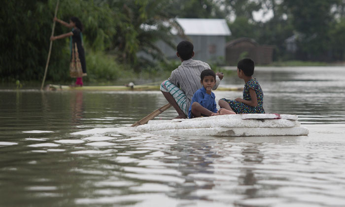 Assam flood, Assam floods, Assam monsoon, Assam monsoon flood, Brahmaputra overflowing, Assam Brahmaputra floods, Arunachal Pradesh floods, Brahmaputra tributaries floods, Assam flood affected districts, Assam MeT department, Assam Barpeta, Lakhimpur, Dhemaji floods, Assam flood news, Assam Flood photos, arunachal flood photos, Brahmaputra flood photos, india news, assam news, northeast news,