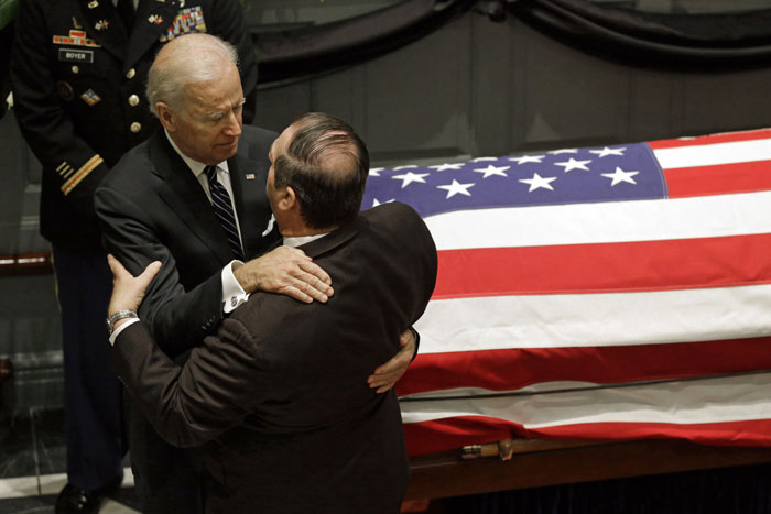joe biden, beau biden, Delaware Attorney General Beau Biden, joe biden son, joe biden son dies, joe biden family, beau biden family, beau biden wife, beau biden cancer, beau biden funeral, delaware beau biden, delaware online beau biden, delaware attorney general beau biden sheriff, beau biden stroke, joe biden photos, US vice-president, Joe Biden son funeral photo, US photos, America photos, World news, international news, international photos