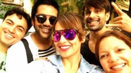 bipasha basu, karan singh grover, bipasha basu pics, bipasha karan singh grover, bipasha basu alone, karan grover alone, alone movie, bipasha kareena affair, entertainment news