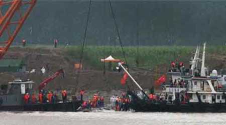 China boat sinking, china boat, china boat sinking Yangtze river, china boat sinking death toll, China cruise sinking, China cruise sinking Yangtze river, International news, news