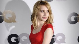 Emma Roberts, Evan Peters, emma roberts dating evan peters, Evan Peters Emma Roberts, Emma Roberts Films, Emma Roberts Evan Peters Engagement, Entertainment News