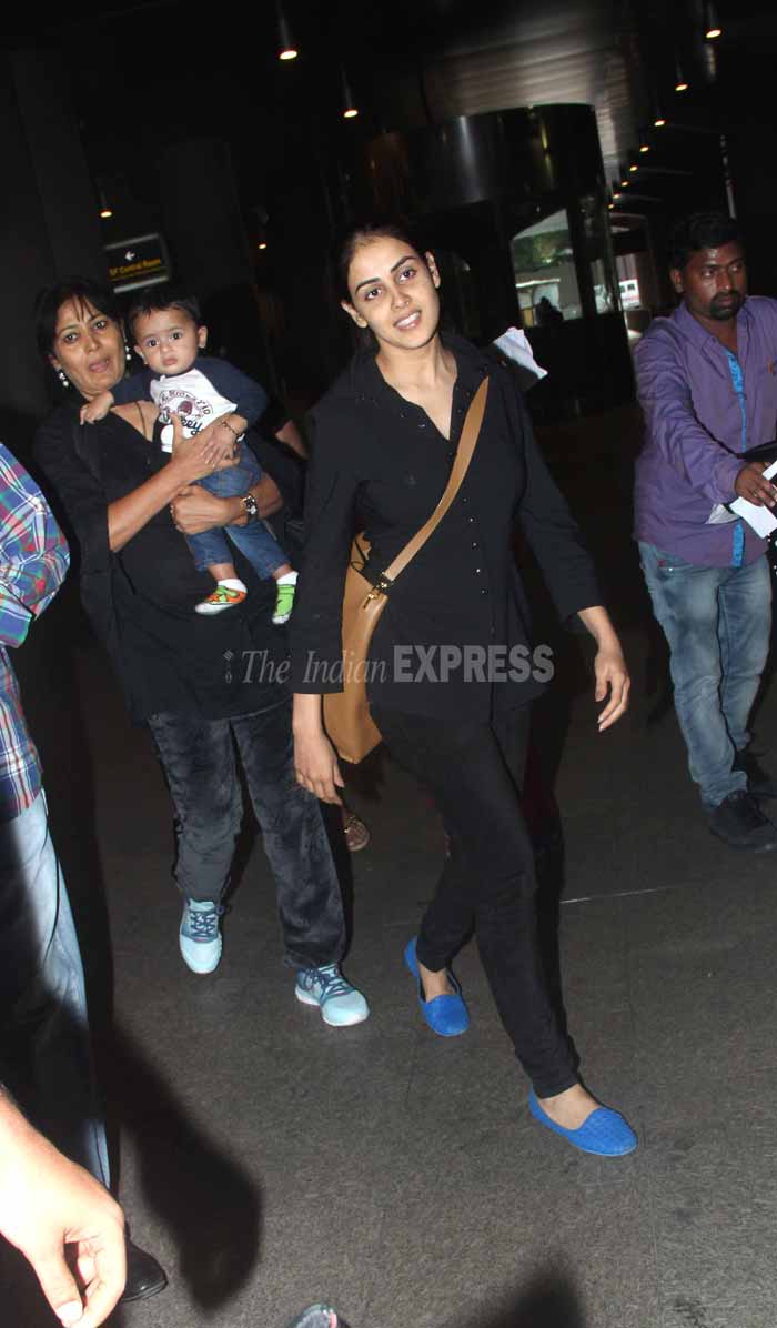 riteish deshmukh, genelia dsouza, riteish, genelia, vivek oberoi, priyanka, vivek, vivek priyanka, vivek oberoi daughter, vivek oberoi son, vivek oberoi kids, vivek oberoi wife, vivek priyanka, vivek oberoi kids pictures, riteish genelia son, genelia mom, riteish son picture, riaan deshmukh