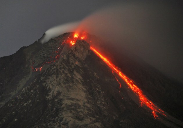 indonesia, indonesia volcano photos, photos indonesia volcano, Mount Sinabung, Sinabung erupts, Sinabung photos, Sinabung volcano, Sinabung volano photos, indonesia evacuation, indonesia news, world news