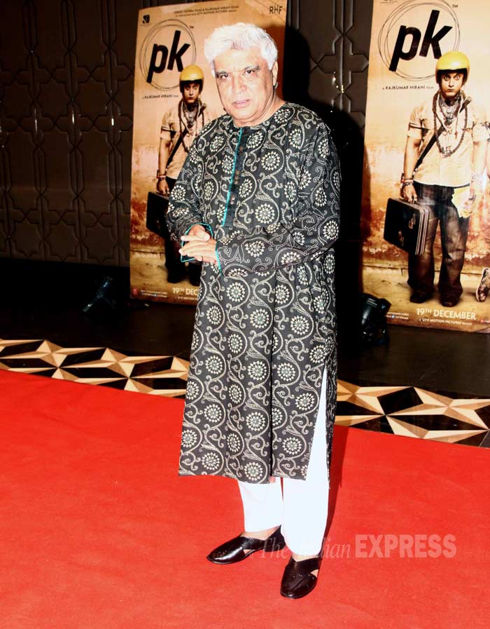 deepika padukone, kangana ranaut, aamir khan, aamir khan daughter, aamir khan pk success bash, anushka sharma, ranveer singh, aamir khan, amitabh bachchan, pk, pk success bash, pk success bash guests, amitabh bachchan pk, big b pk, deepika pk, ranveer singh pk, aamir khan pk