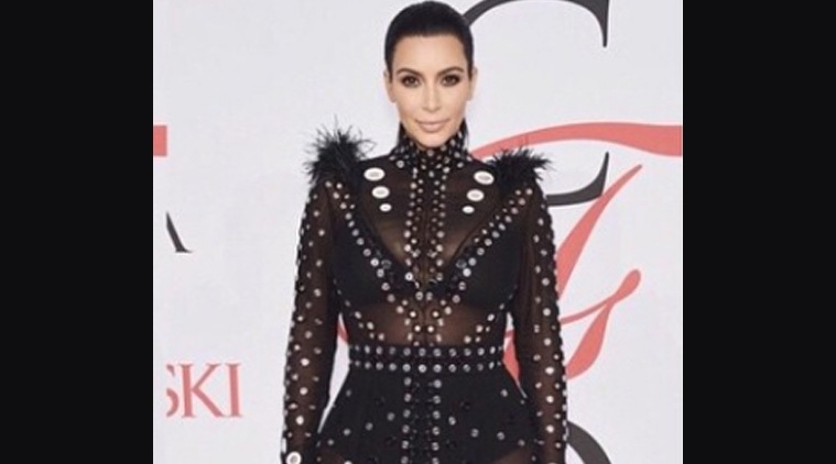 Kim Kardashian, tv star Kim Kardashian, Kim Kardashian pregnant, Kim Kardashian dress, Kim Kardashian dress on fire, kanye west, Kim Kardashian fire, entertainment news