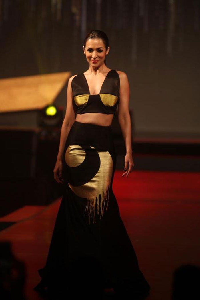 IIFA awards 2015, IIFA 2015, IIFA, IIFA Awards, Aditi Rao Hydari, Bipasha Basu, Malaika Arora Khan, Dia Mirza, Huma Qureshi, Masaba Gupta, Vivek Oberoi, Neha Dhupia, Sonu Sood, Jacqueline Fernandez, Genelia Deshmukh, Riteish Deshmukh, Lauren Gottlieb, Kanika Kapoor, Lisa Hayden, Sonu Sood, bollywood at IIFA, IIFa malaysia, IIFA kuala lumpur, IIFA awards kuala lumpur, iifa awards picture, iifa awards pictures, dia mirza,lauren gottlieb, rocky s, masaba gupta, entertainment news