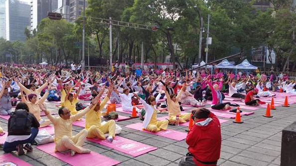 yoga day, international yoga day, yoga day, international day of yoga, june 21 yoga day, yoga day celebrations, yoga around the world, yoga day world record, yoga day pictures, yoga day photos, india news, india yoga photos