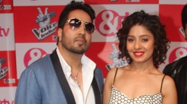 Mika Singh, Sunidhi Chauhan, Himesh Reshammiya, Shaan, The Voice India, Singer Mika Singh, Singer Sunidhi Chauhan, Mika Singh Sunidhi Chauhan, Mika Singh The Voice India, Sunidhi Chauhan The Voice India, Coach Mika Singh Sunidhi Chauhan, Entertainment news