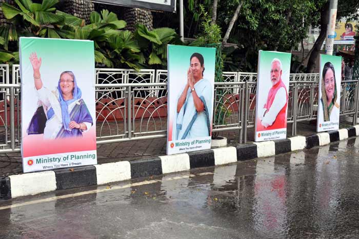 Narendra Modi Bangladsh visit, Narendra Modi maiden Bangladsh visit, Narendra Modi dhaka visit, Narendra Modi mamata banerjee bangladesh visit, LBA Narendra Modi mamata banerjee, Sheikh Hasina, Kolkata-Dhaka-Agartala bus service, Narendra Modi news, india news, bangladesh news, india bangladesh relation, indian express news