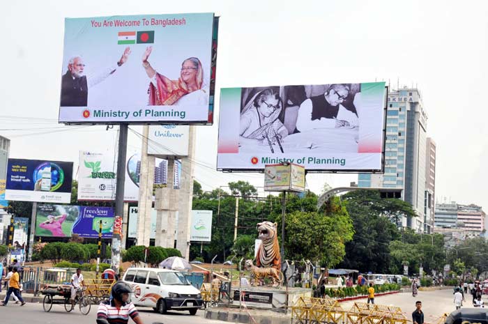 Narendra Modi Bangladsh visit, Narendra Modi maiden Bangladsh visit, Narendra Modi dhaka visit, Narendra Modi mamata banerjee bangladesh visit, LBA Narendra Modi mamata banerjee, Sheikh Hasina, Kolkata-Dhaka-Agartala bus service, Narendra Modi news, india news, bangladesh news, india bangladesh relation, indian express news