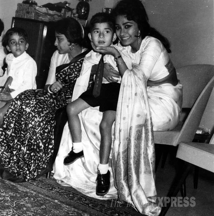 Nargis, Sanjay Dutt
