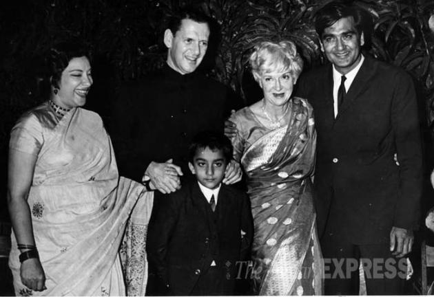 Remembering Nargis Dutt on her 86th birth anniversary | Entertainment ...